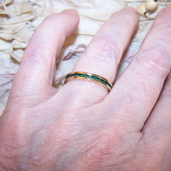 ESPO Sterling Silver Vermeil Eternity Band with Green Cubic Zirconia CZ - Size 7 - Picture 3 of 7